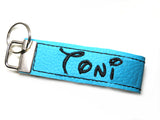 Schlüsselanhänger Name personalisiert Schlüsselring handgemacht gestickt Wunschname